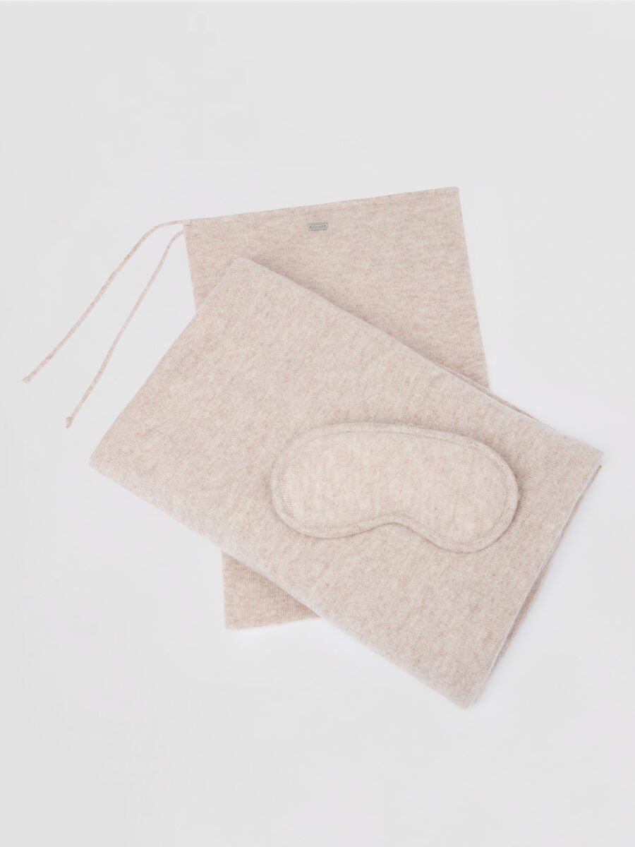 Cashmere reisset image number 0