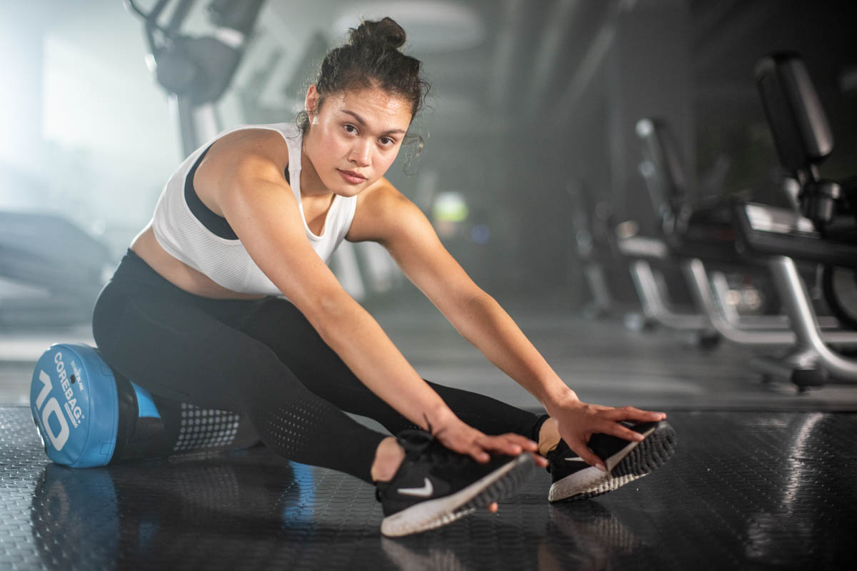jumpers Mitglied Frau sitzt im Functional Bereich