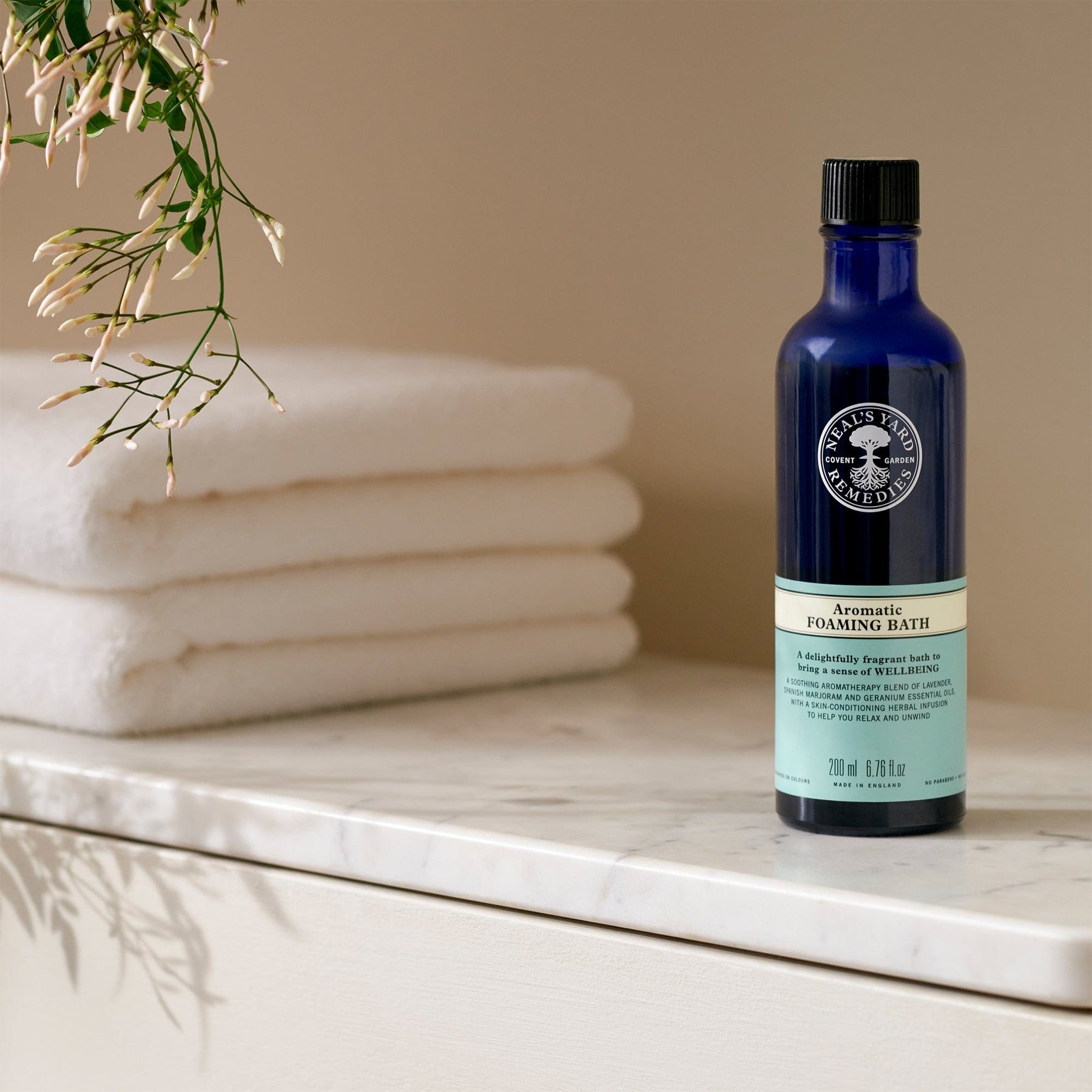 Aromatic Foaming Bath 200ml - Neal's Yard Remedies