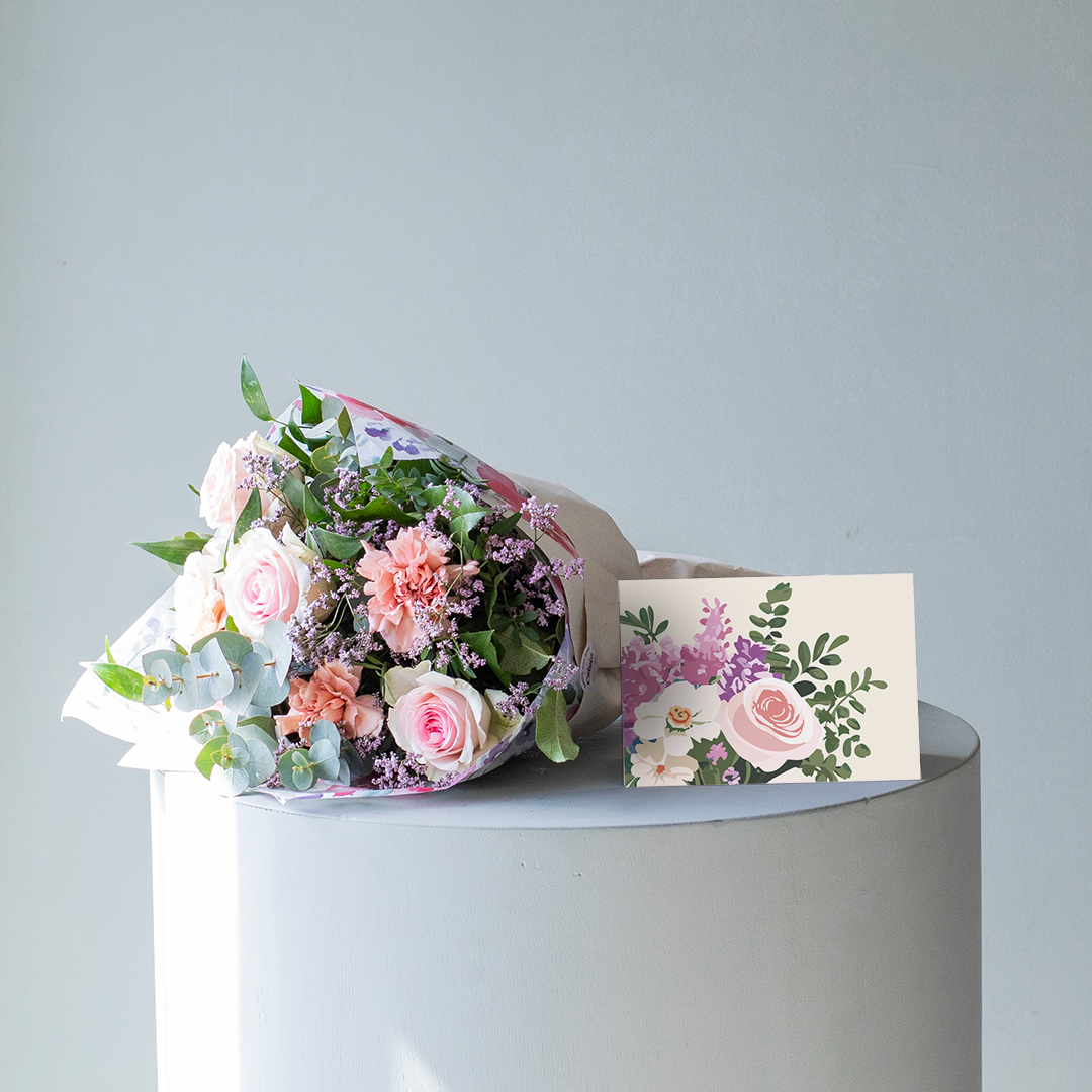 Honolulu Bouquet Pack with Wrapping and Card