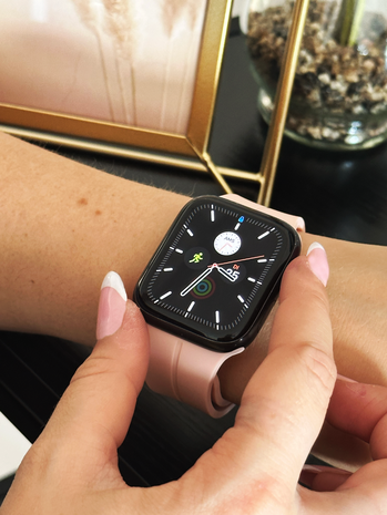 Apple Watch magnetisch d-buckle bandje (lichtroze) - Smartwatchbanden.nl