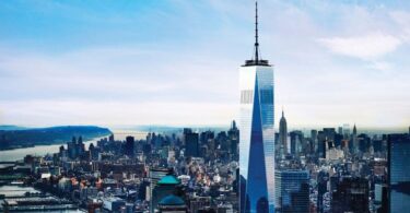 Skyline de Manhattan vue avec One World Trade Center