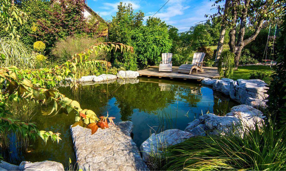 Pond liner for a garden pond