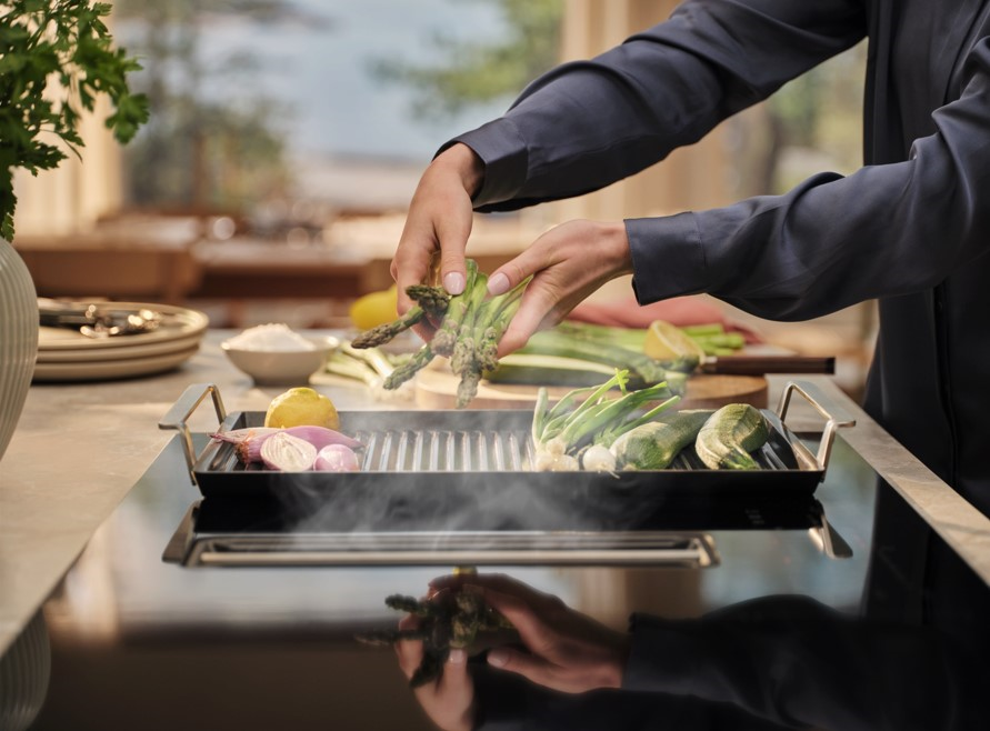 Grilovacia platňa Electrolux na varenie