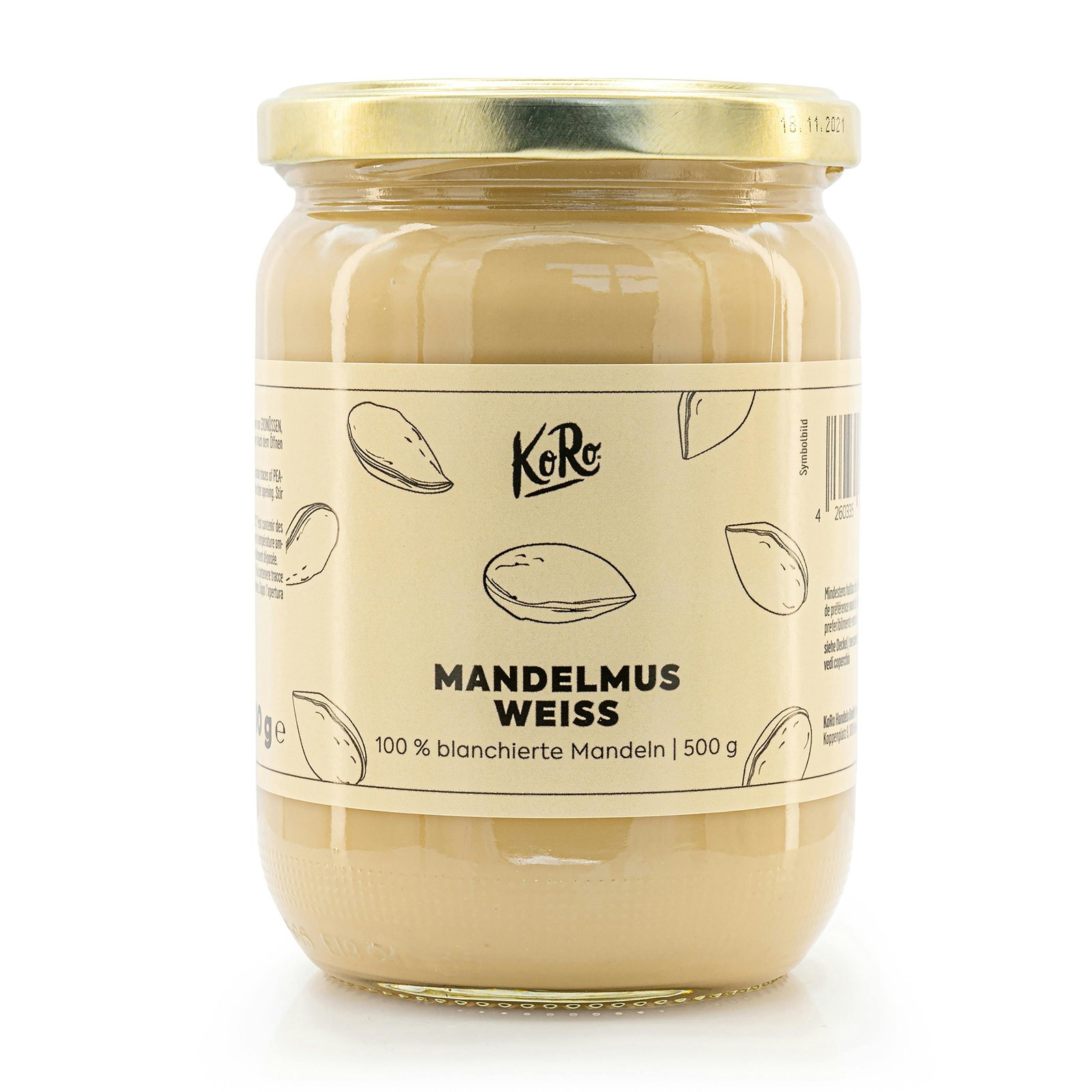 Glas mit weißem Mandelmus