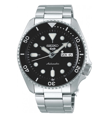 Seiko 5 Sports klocka med mörk urtavla
