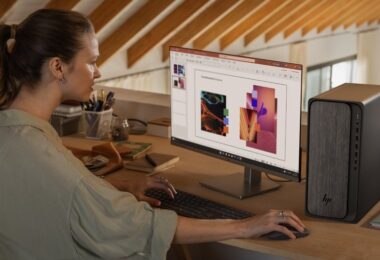 HP OmniDesk desktop shown in a home workspace scene